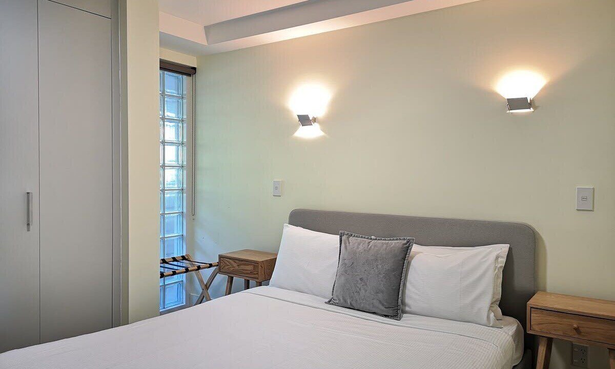 Photo of Others in Oriental Bay