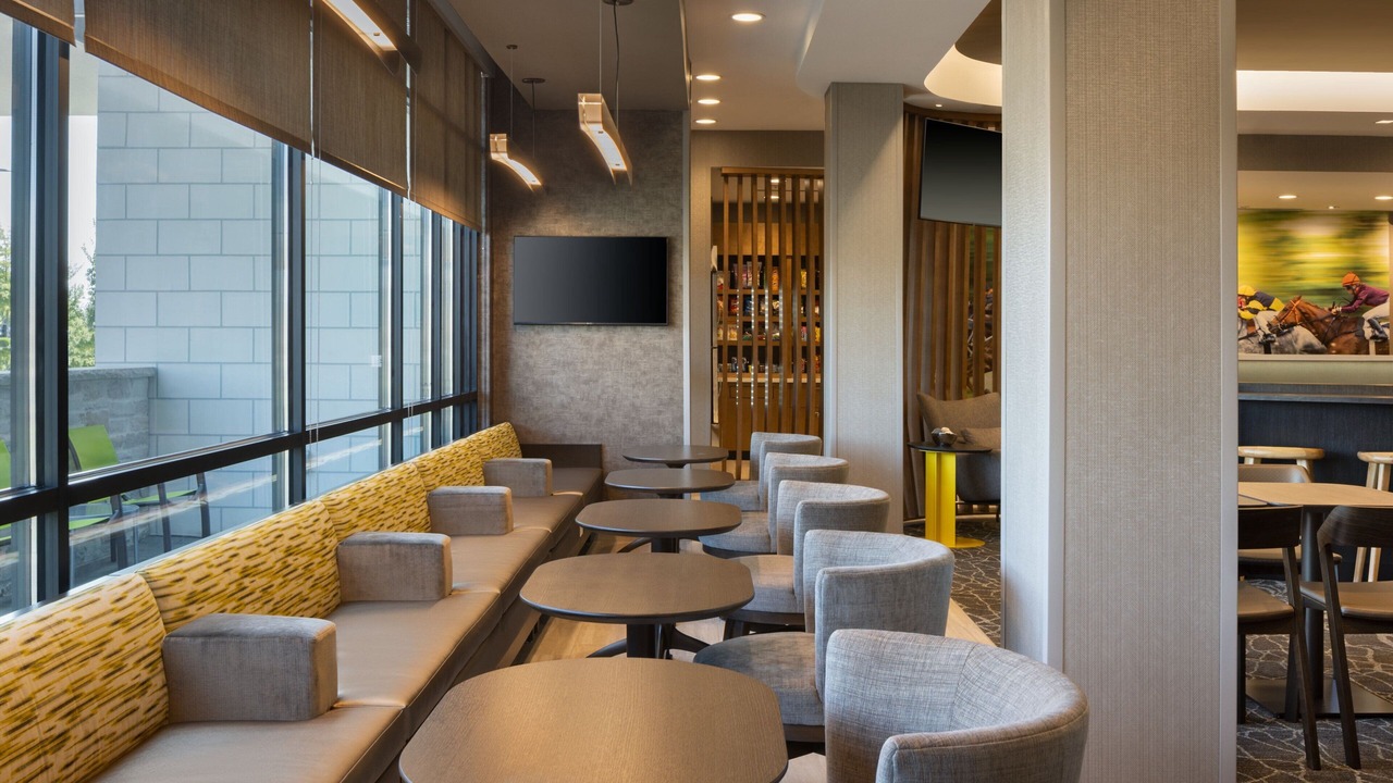 Photo of Others in Bowling Green