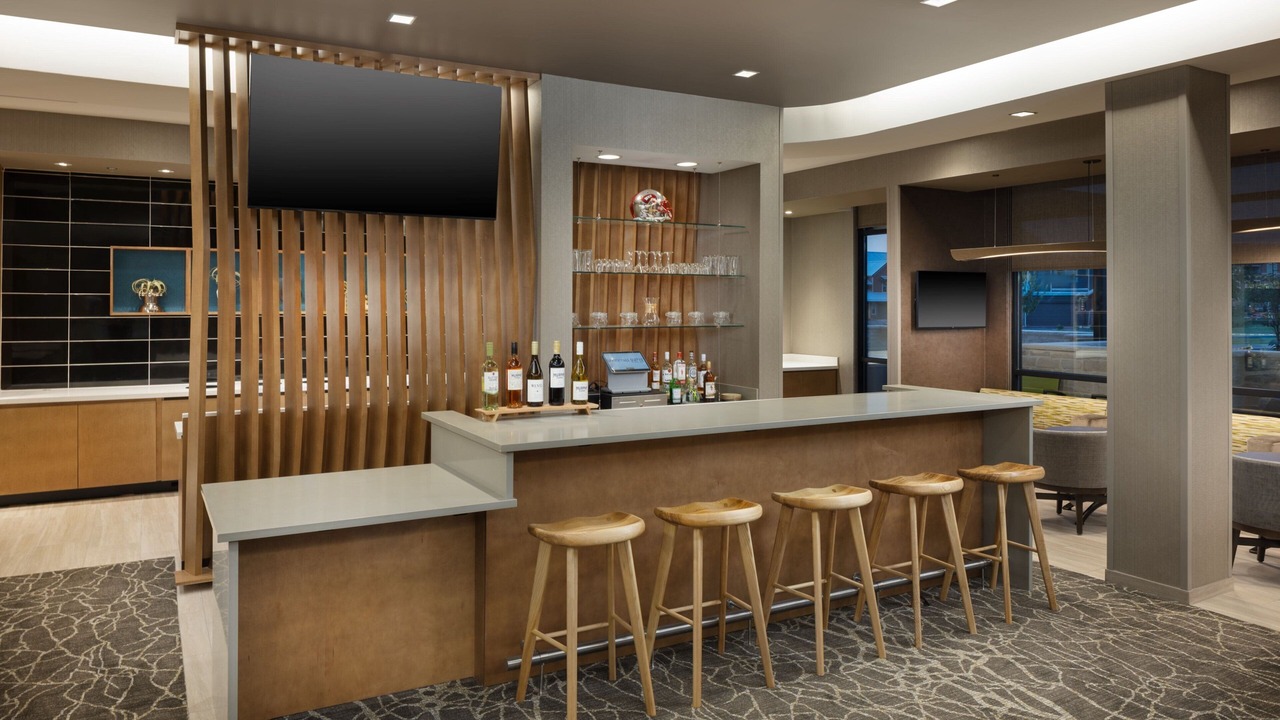 Photo of Others in Bowling Green