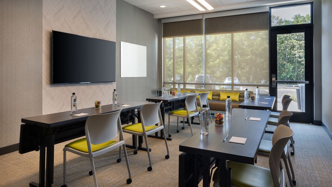 Photo of Others in Bowling Green