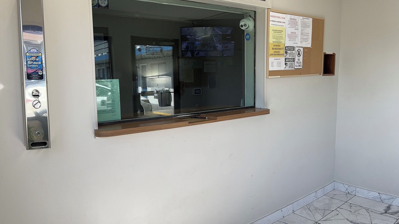 Photo of Others in Elizabeth