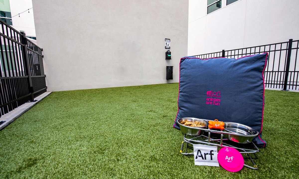 Photo of Outdoor in Yamacraw Village