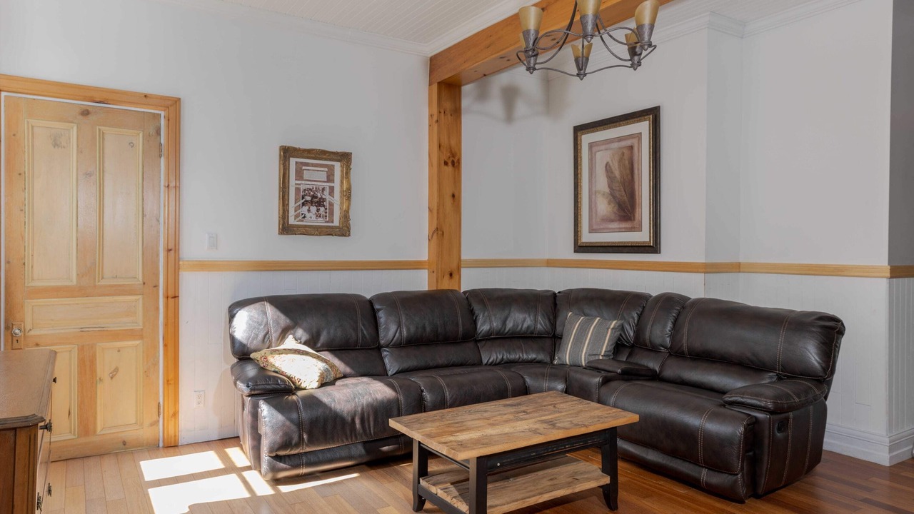 Photo of Livingroom in Sainte-Marcelline-de-Kildare