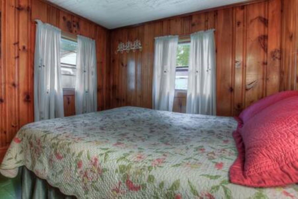 Photo of Others in Ashland