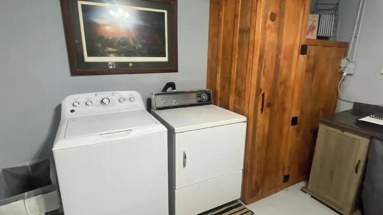 Photo of Others in Reynolds