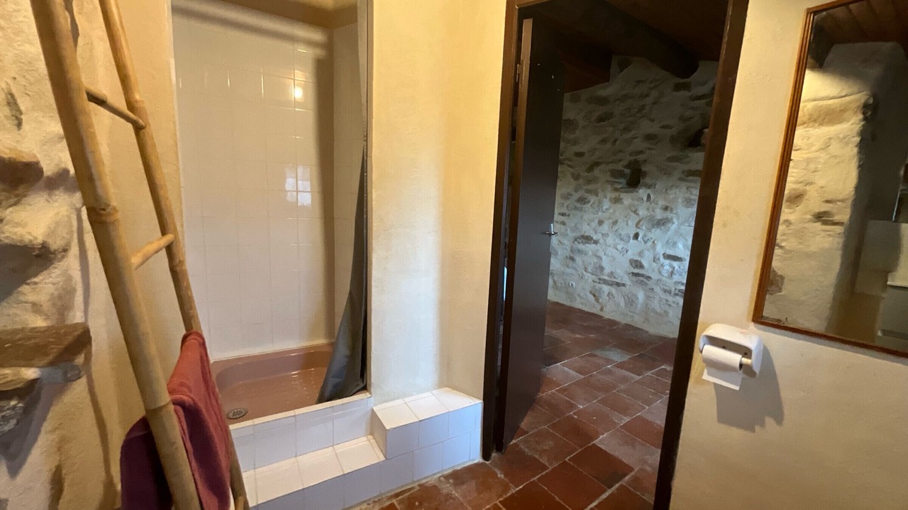 Photo of Bathroom in Fouzilhon