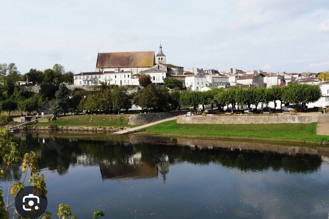 Photo of Outdoor in Guitres