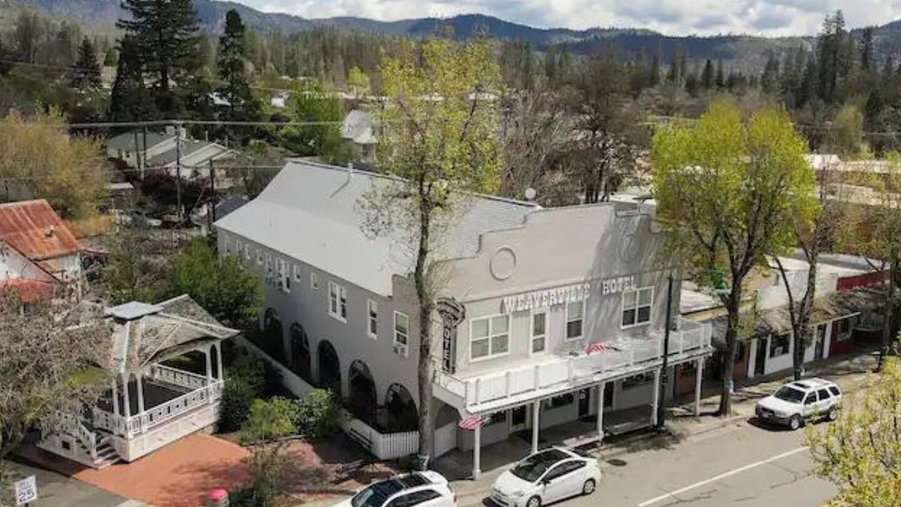 Photo of Outdoor in Weaverville