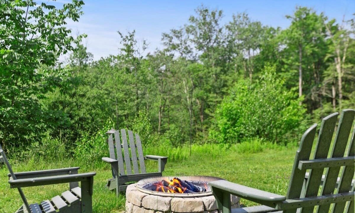 Photo of Outdoor in Roscoe