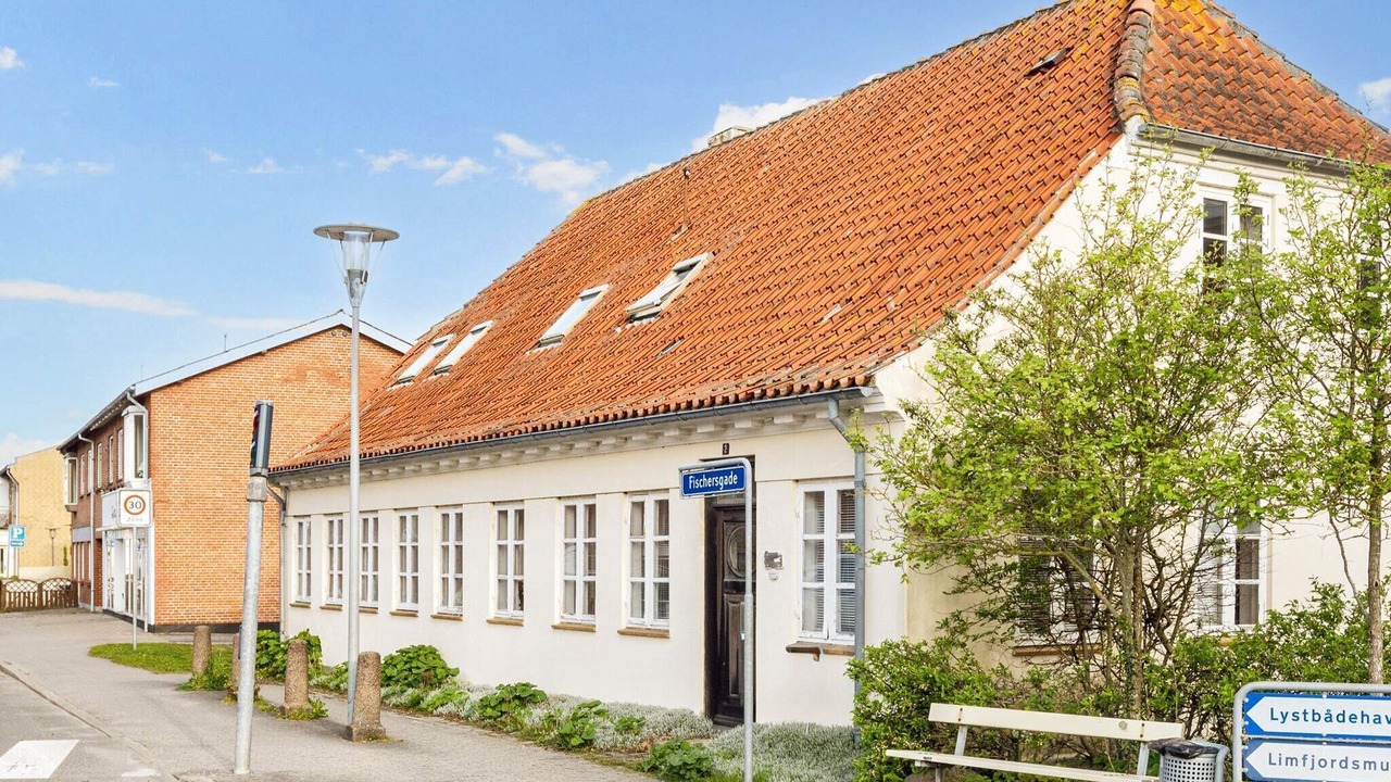 Photo of Outdoor in Logstor