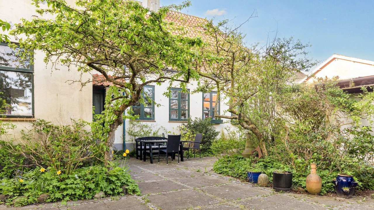 Photo of Outdoor in Logstor