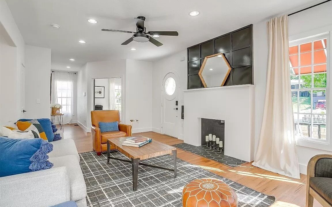 Photo of Livingroom in Fort Worth Cultural District