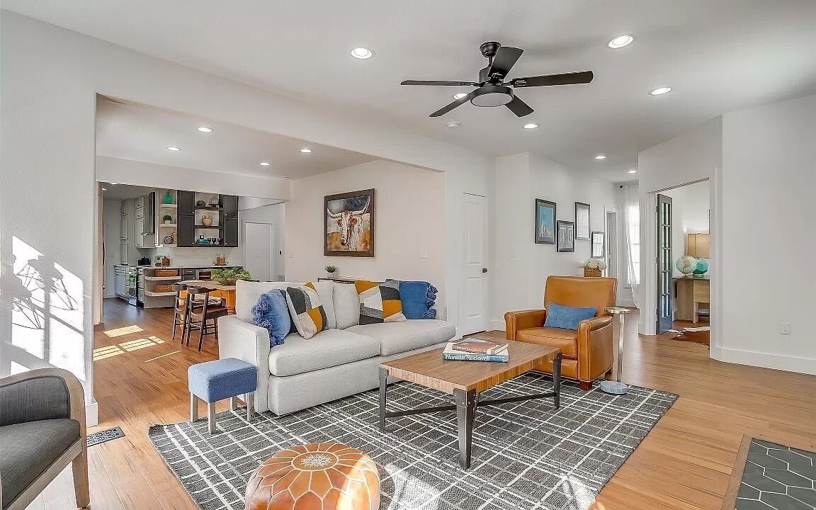 Photo of Livingroom in Fort Worth Cultural District