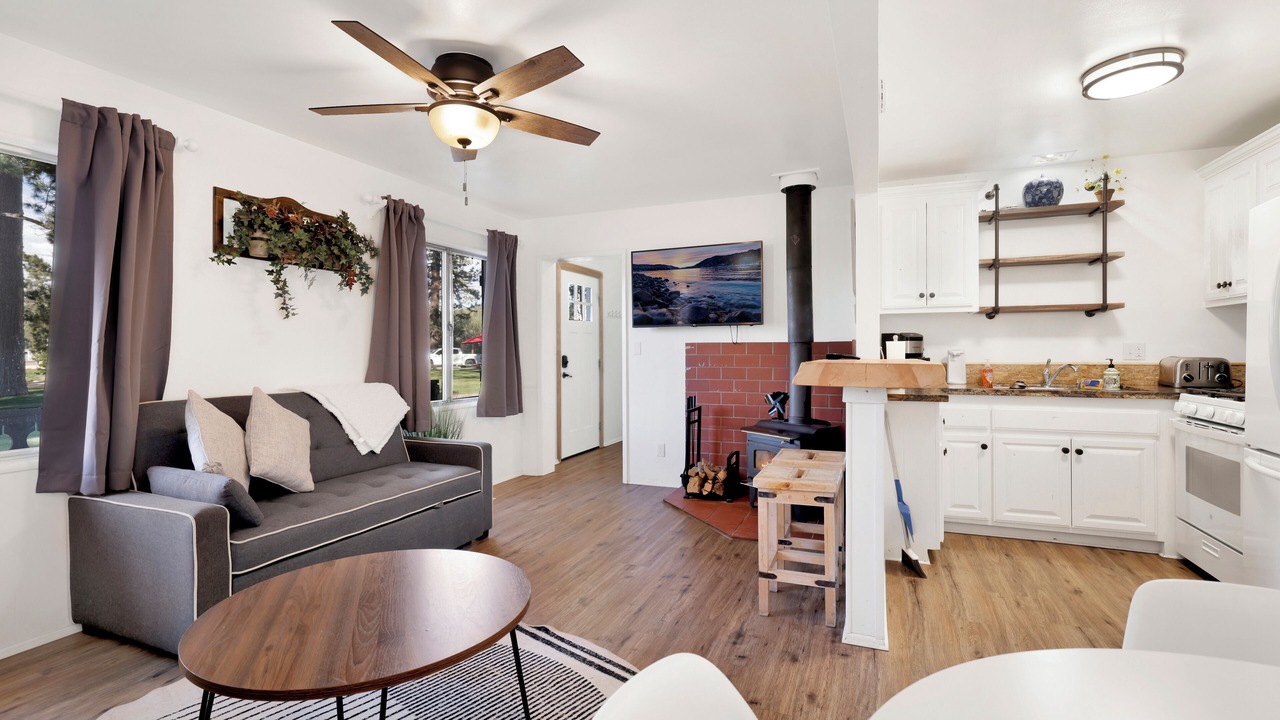 Photo of Bedroom in Big Bear
