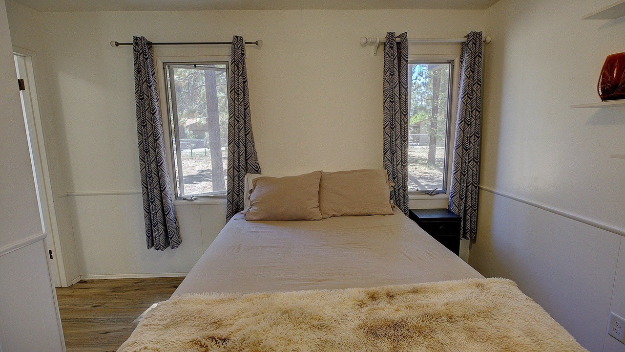 Photo of Bedroom in Big Bear