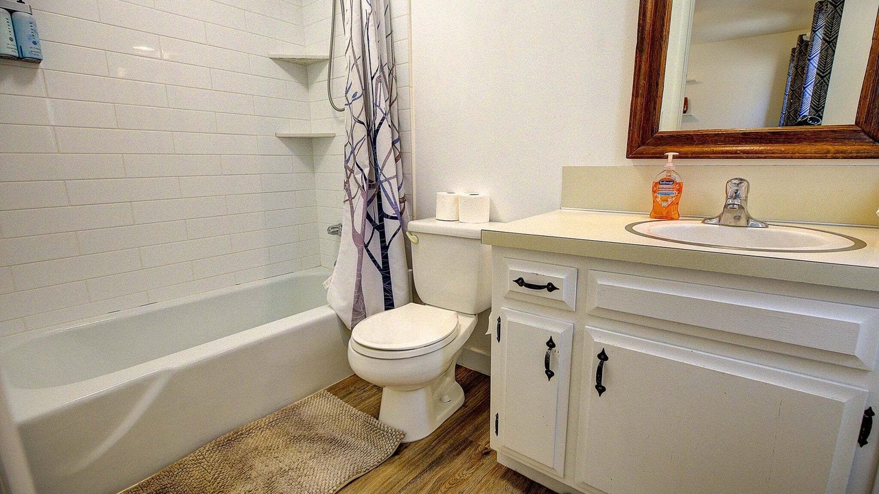 Photo of Bathroom in Big Bear