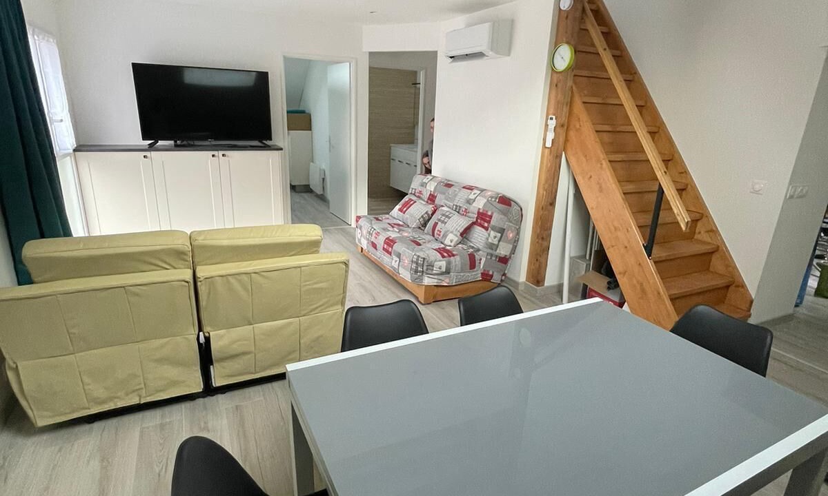 Photo of Others in Montricher-Albanne