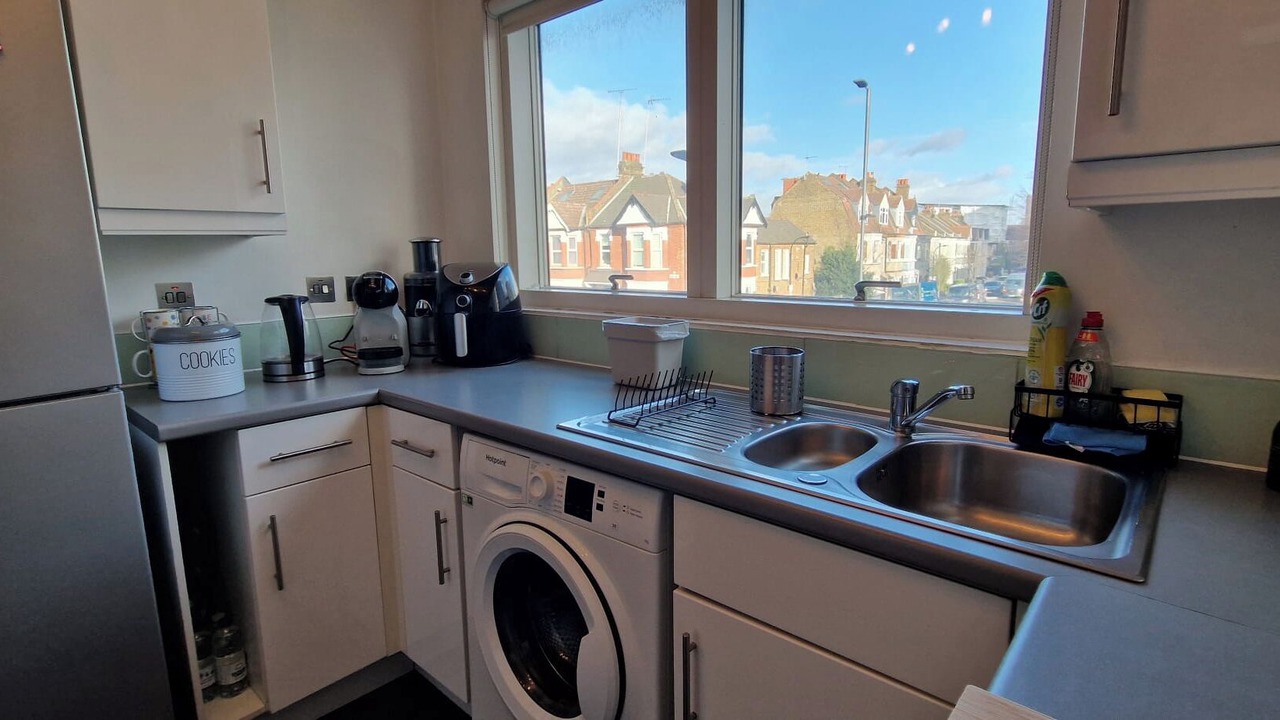 Photo of Kitchen in White City