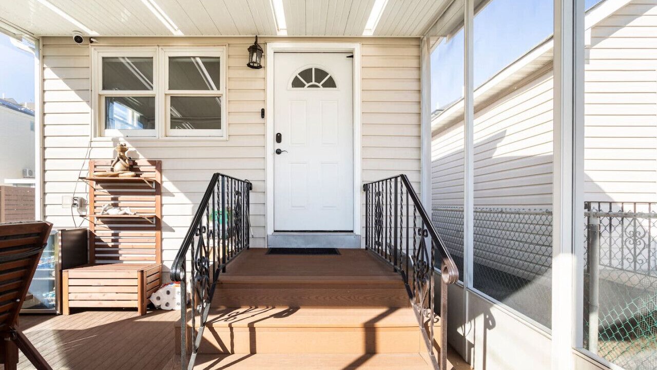 Photo of Outdoor in Midland Beach