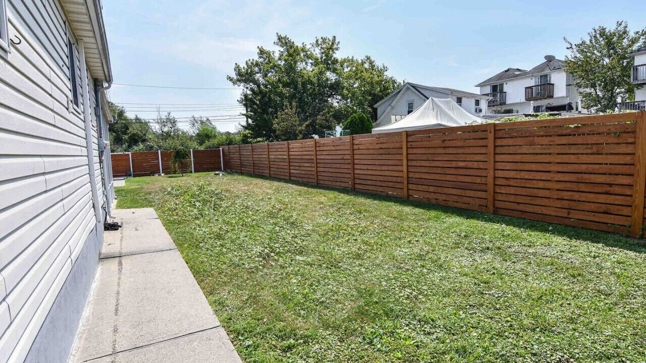 Photo of Outdoor in Midland Beach