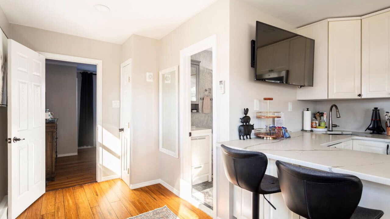 Photo of Kitchen in Midland Beach