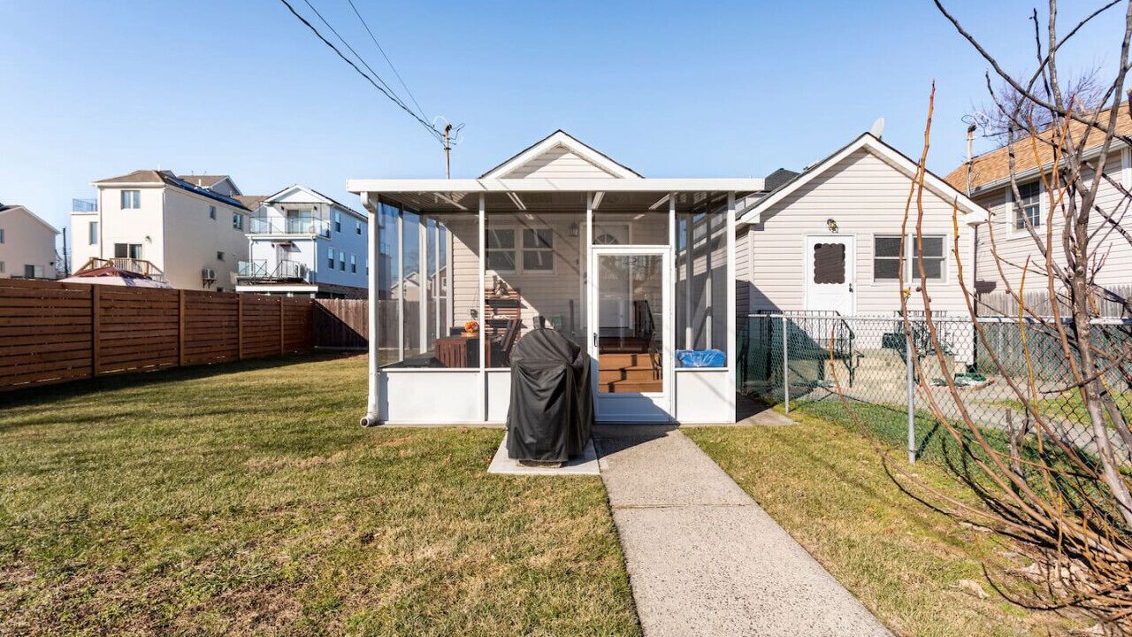 Photo of Outdoor in Midland Beach