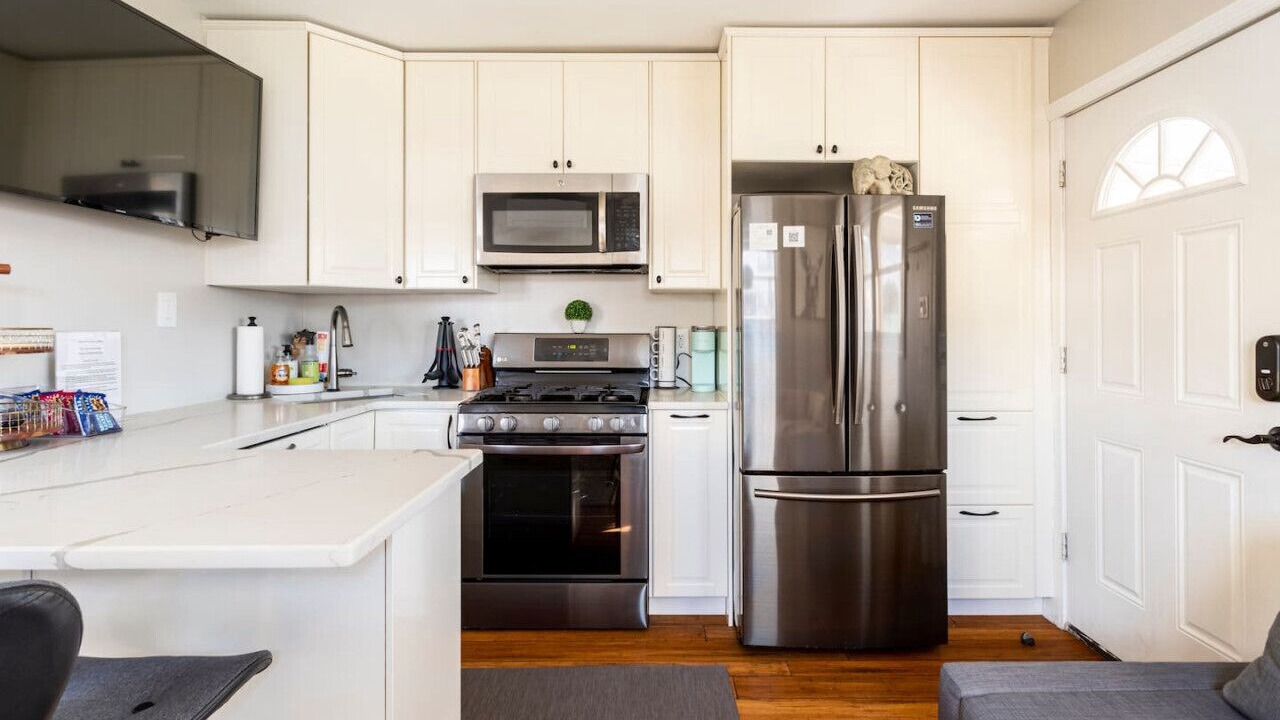 Photo of Kitchen in Midland Beach