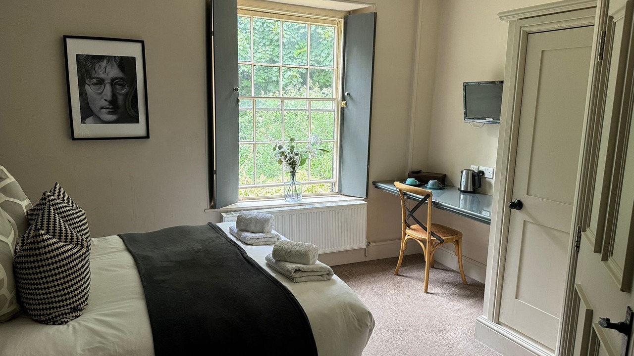 Photo of Others in Easton on the Hill