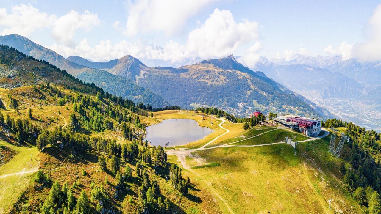 Photo of Outdoor in Saint-Pierre-de-Clages
