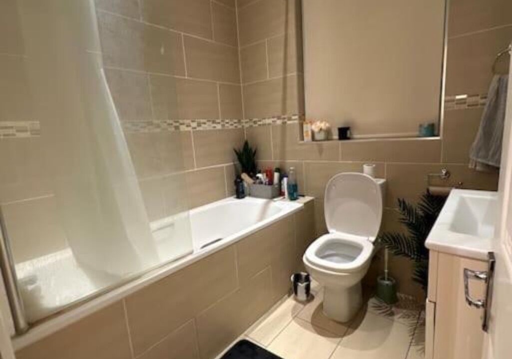 Photo of Others in Mapesbury