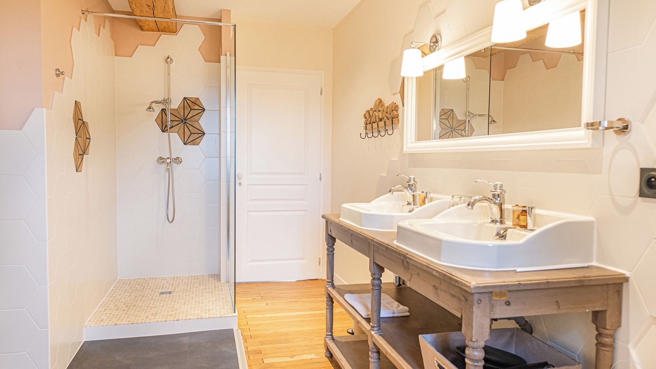 Photo of Bathroom in Hermival-les-Vaux