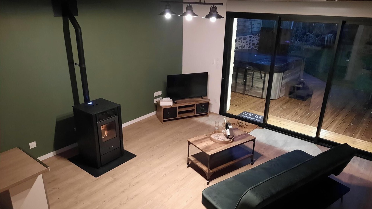 Photo of Livingroom in Erbree
