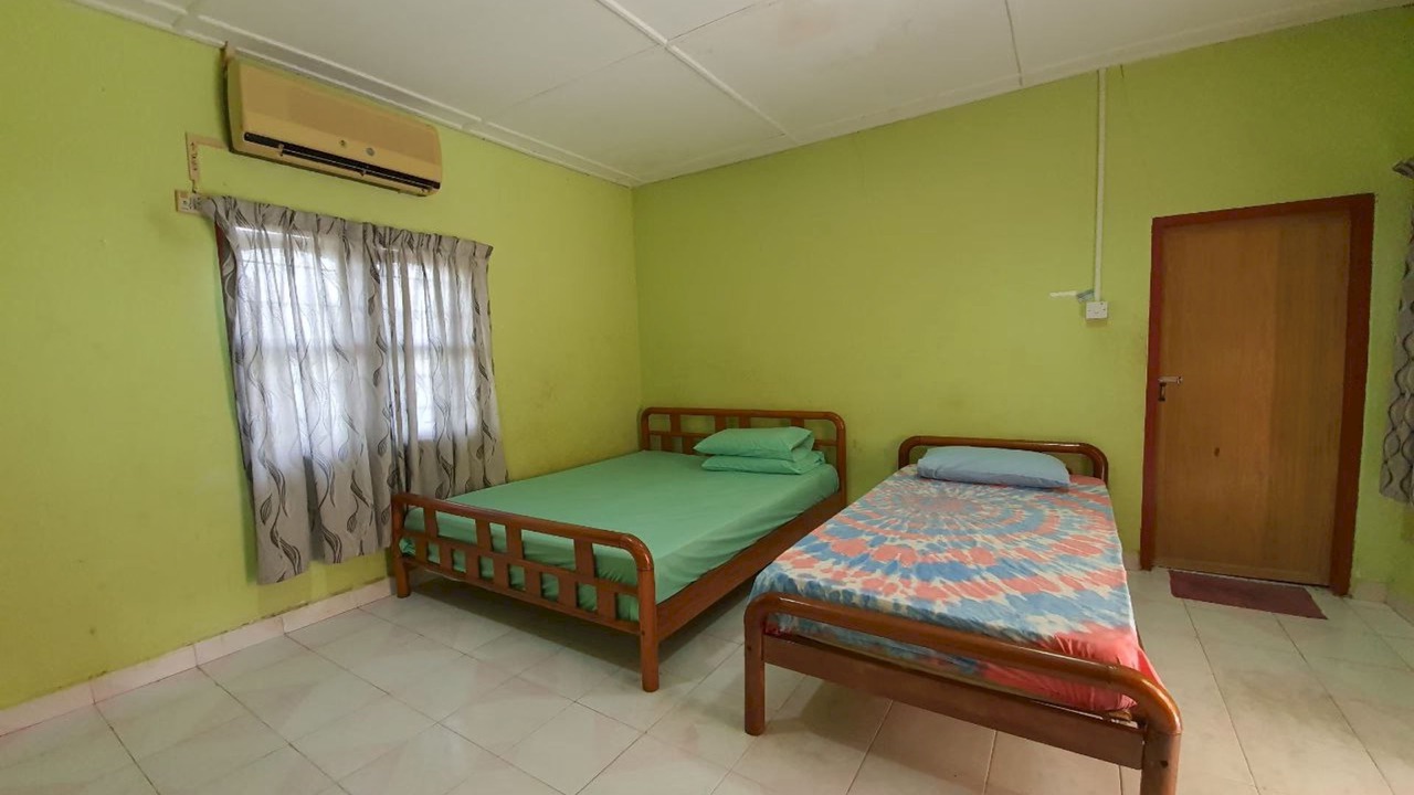 Photo of Bedroom in Kampung Badang
