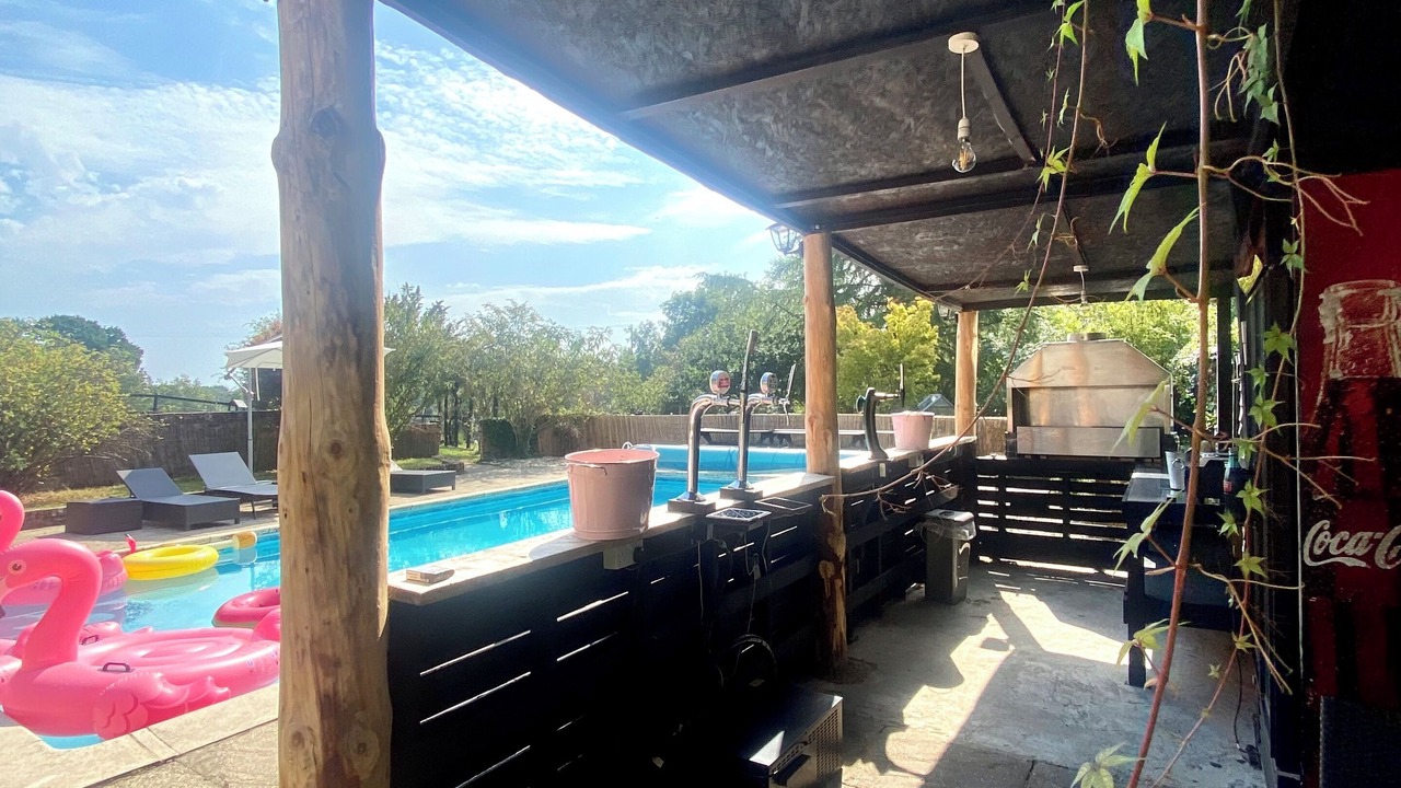 Photo of Patio Balcony in North Weald