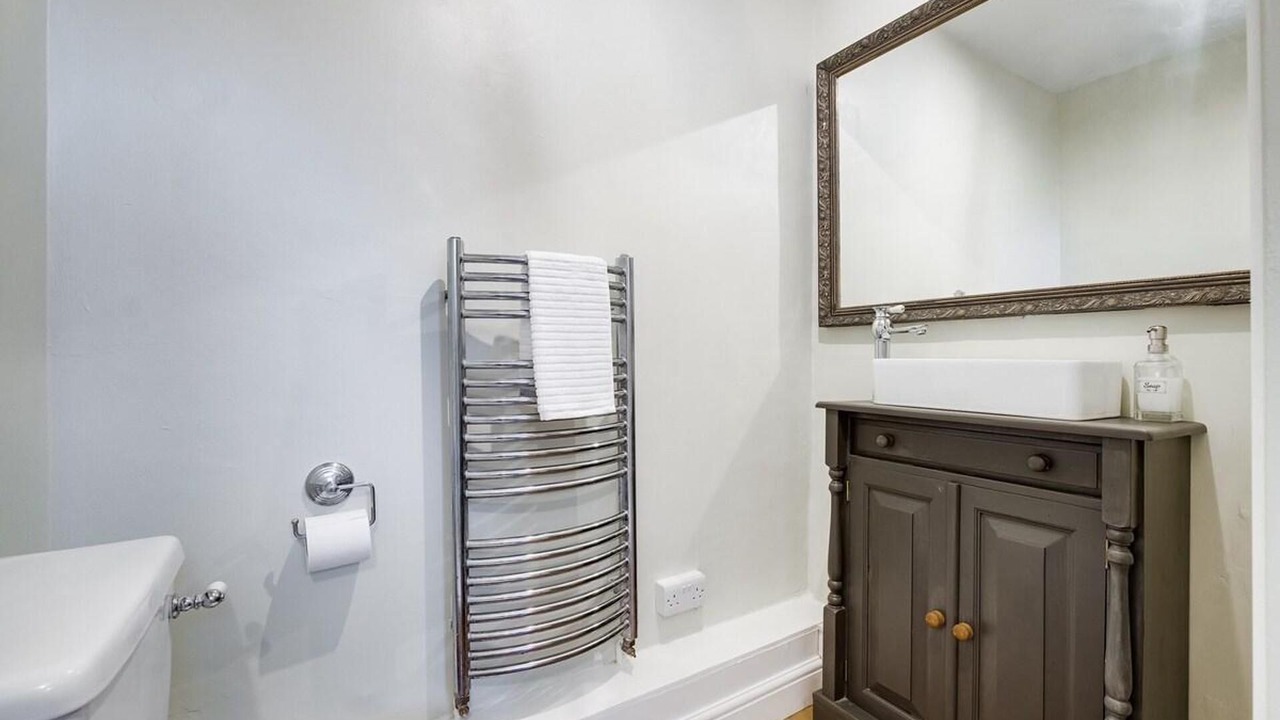 Photo of Bathroom in Reigate