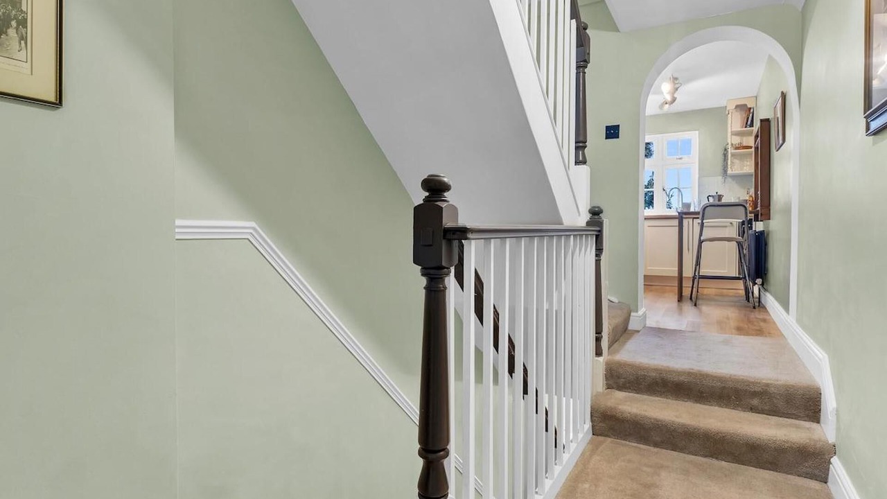 Photo of Others in Reigate