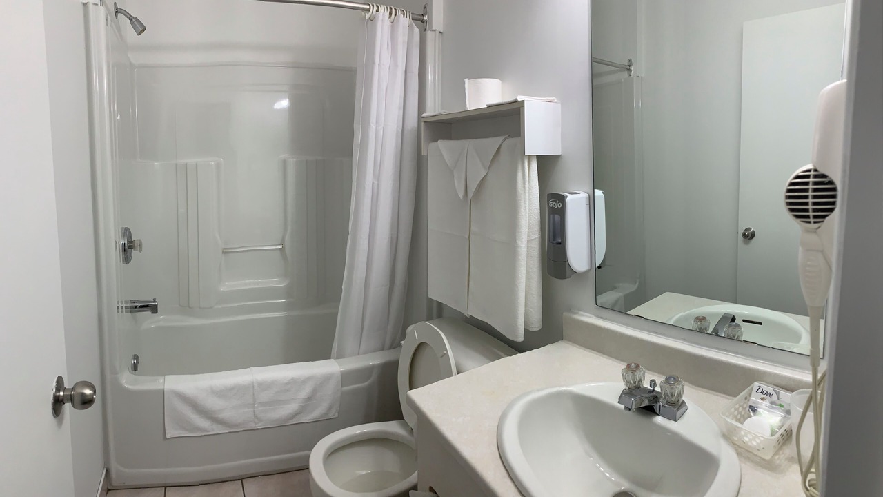 Photo of Bathroom in Saint Come
