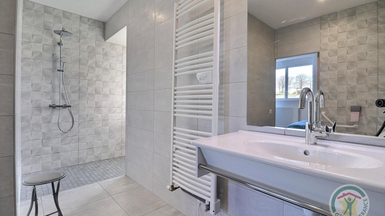 Photo of Bathroom in Le Ferre