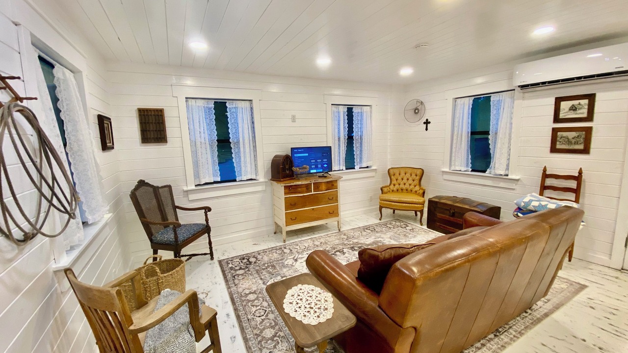 Photo of Livingroom in Sunset