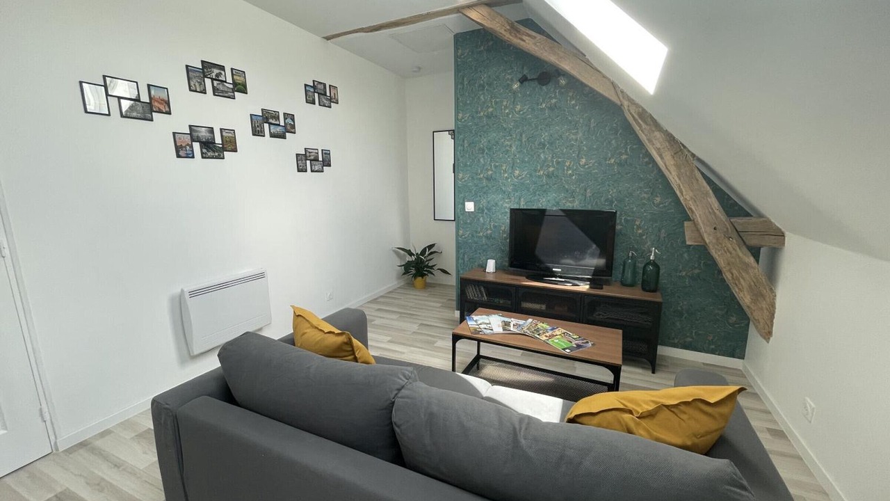 Photo of Others in Semblancay