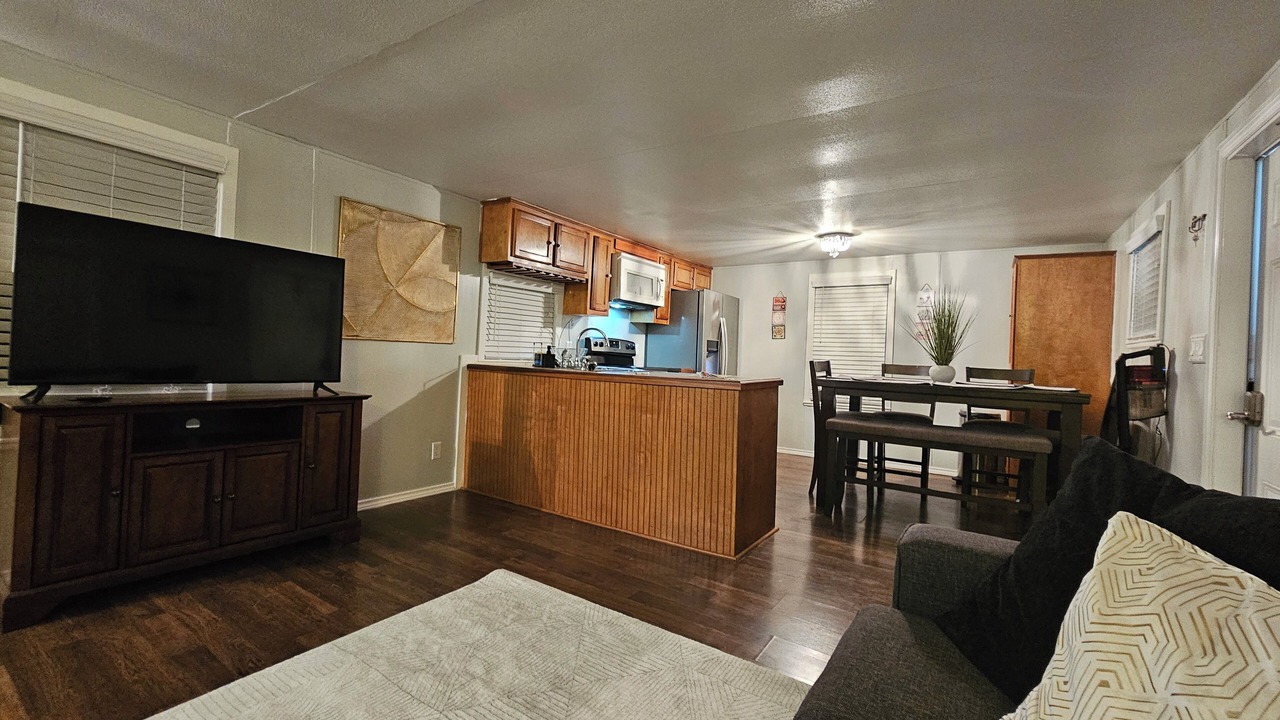 Photo of Livingroom in Taylor