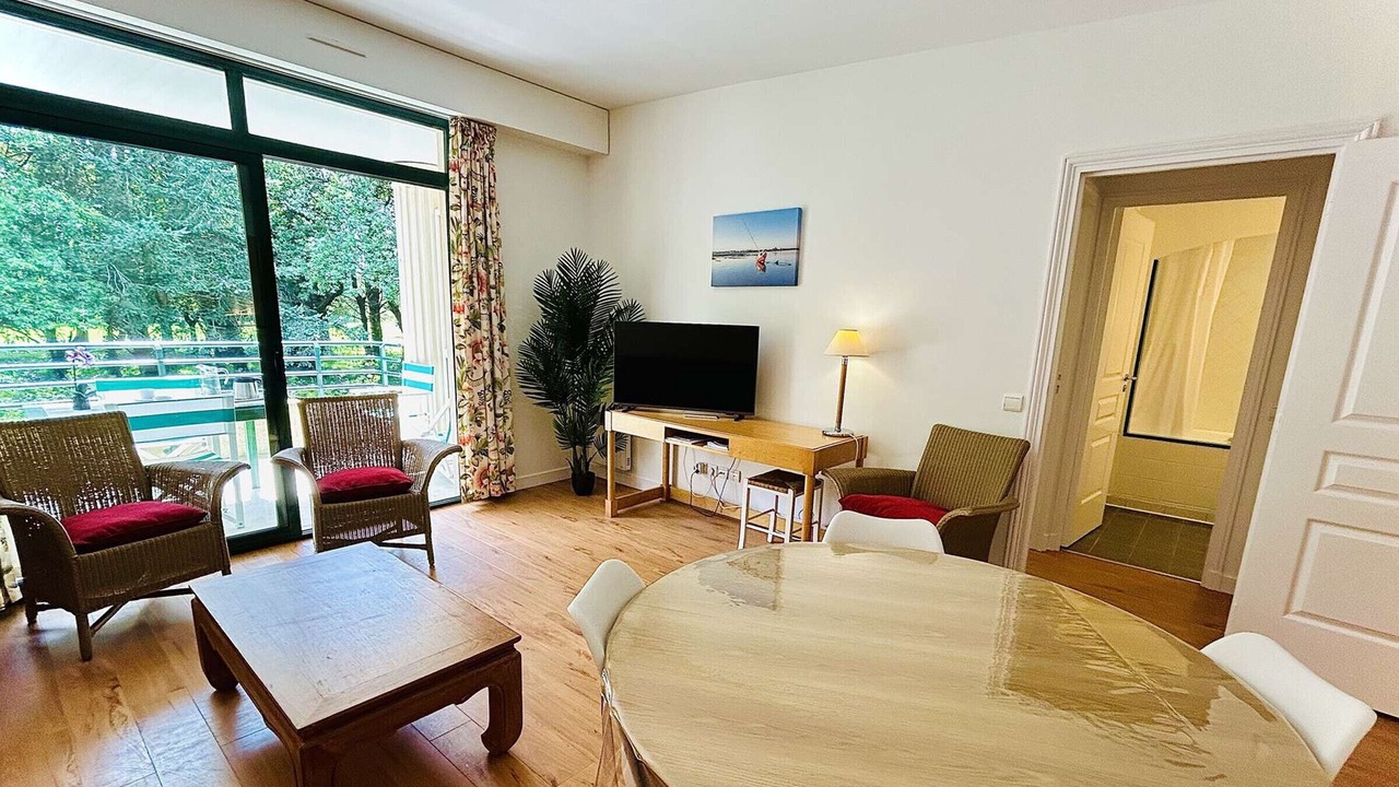 Photo of Livingroom in Saint-Andre-des-Eaux