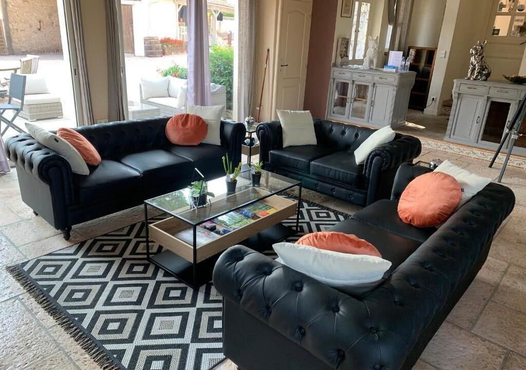 Photo of Livingroom in Corberon