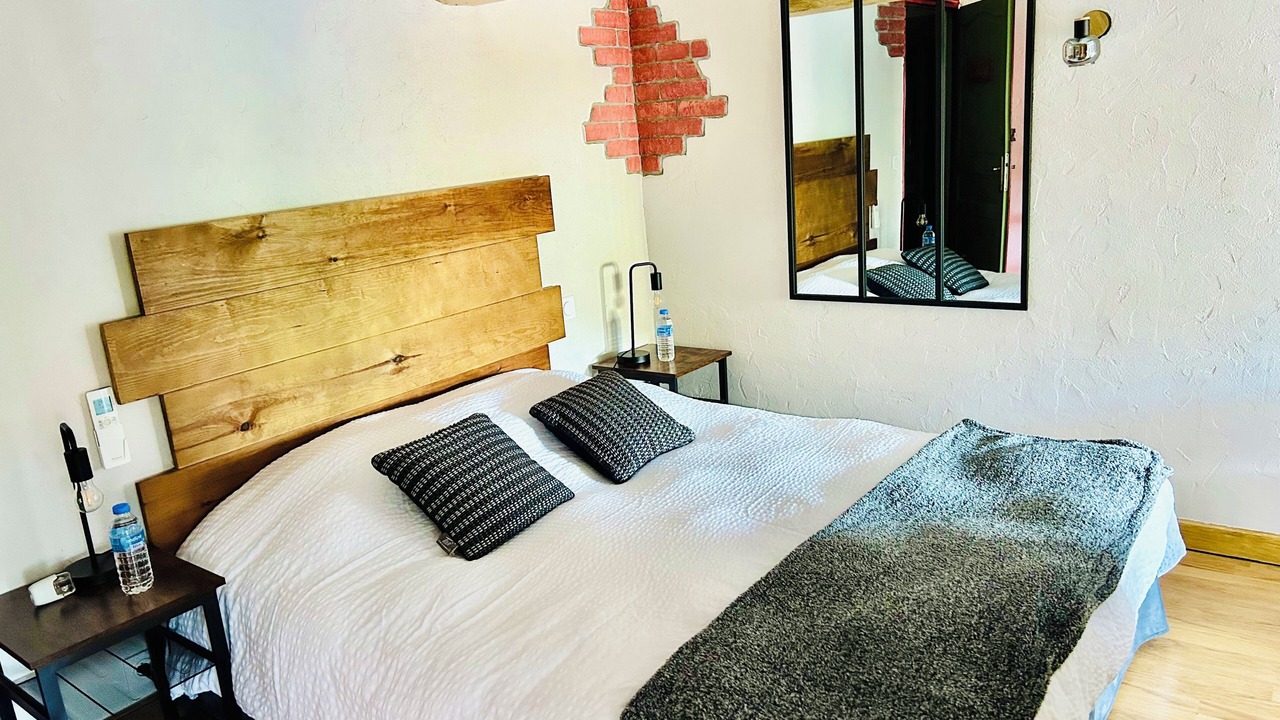 Photo of Bedroom in Corberon