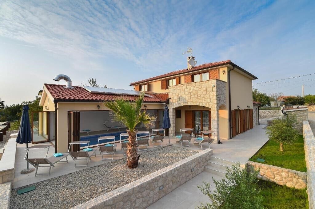 Photo of Outdoor in Brzac
