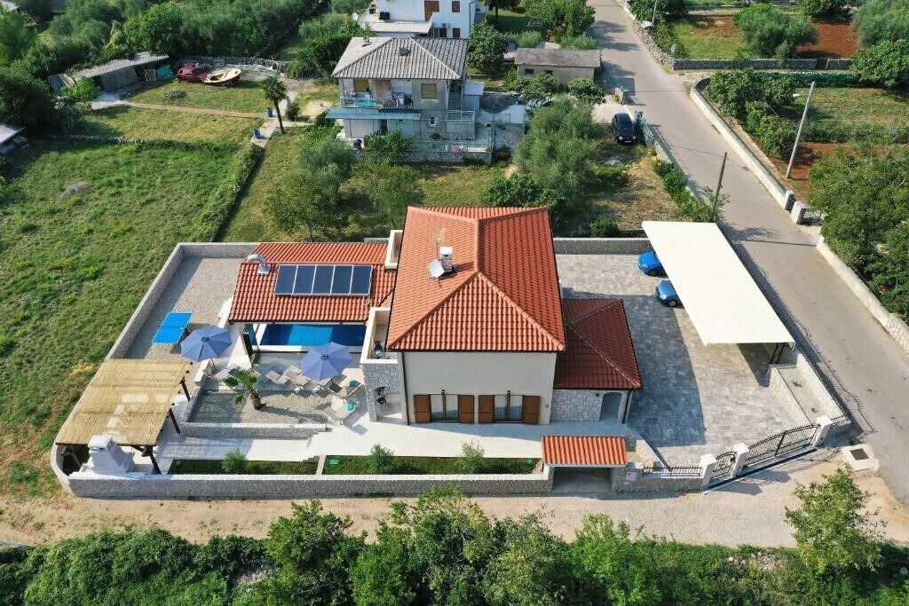 Photo of Outdoor in Brzac