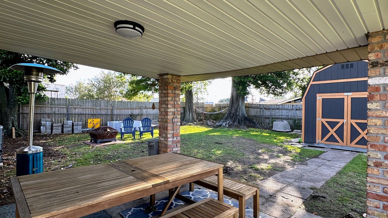 Photo of Patio Balcony in Kenner - Louis Armstrong International Airport