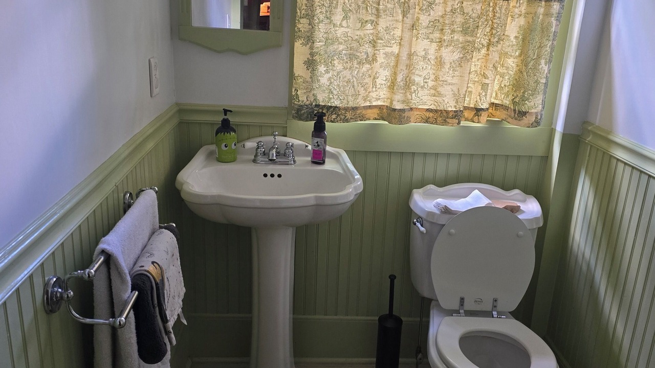 Photo of Bathroom in Easton