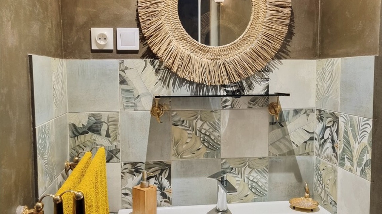 Photo of Bathroom in Louvres