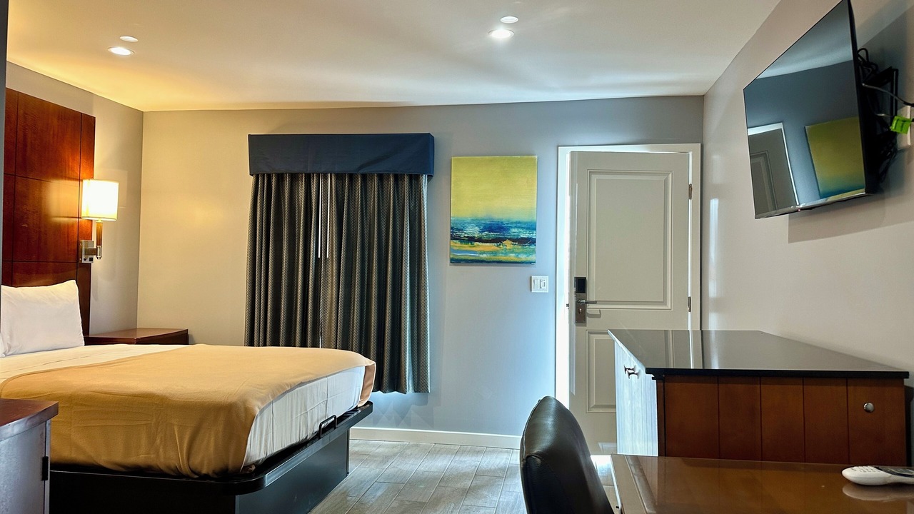 Photo of Bedroom in South Oceanside